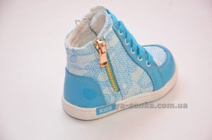 Демисезонная обувь для ребенка