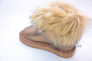 Сапожки-угги