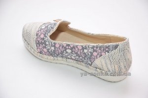 Туфлі для дівчинки