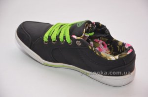 Кроссовки для девочки