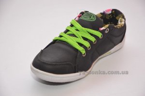Кроссовки для девочки