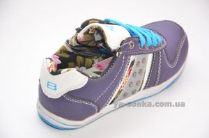 Кроссовки для девочки