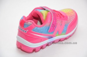 Кросівки для дівчат