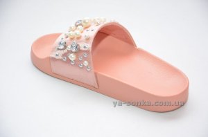 Модные шлепки для девочек