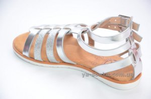 Сандалі для дівчинки