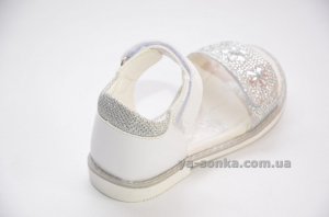 Сандалии для девочки