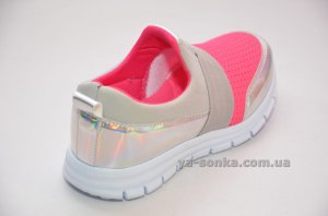 Кроссовки для девочек