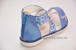 Сандалии для девочки