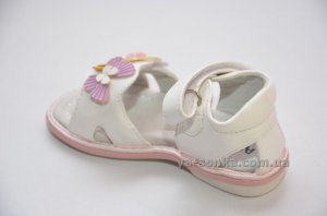 Сандалии для девочки