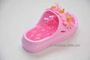 Шльопанці для дівчаток