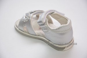 Сандалии для девочки