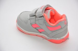 Кроссовки для девочки