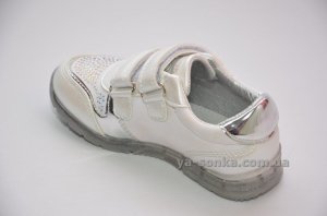 Спортивные туфли для девочки