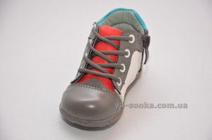 Ботинки для маленького мальчика