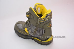 Ботинки для мальчика с ледоходами