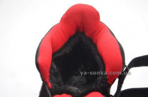 Черевики для хлопчика з льодоходами