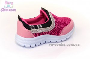 Кроссовки для детей
