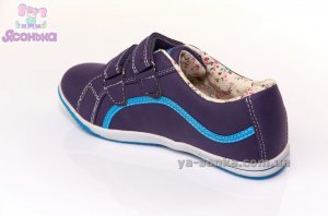 Спортивные туфли для девочки