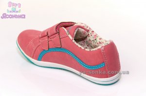 Спортивные туфли для девочки