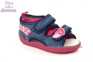 Текстильные босоножки для девочки