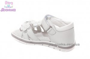 Кожаные сандалии для девочки