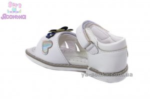 Кожаные сандалии для девочки