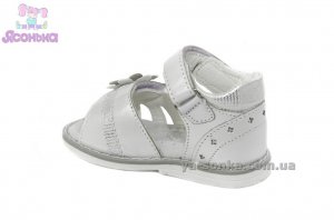 Сандалии для девочки