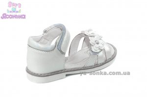 Кожаные сандалии для девочки