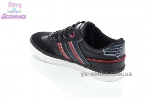 Спортивные туфли для мальчика