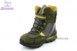 Ботинки для мальчика с ледоходами