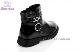 Ботинки для девочки фирмы Аpawwa