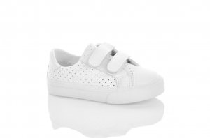 Кроссовки для детей