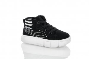 Демисезонные ботинки для малышей