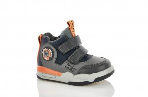 Демисезонная обувь для ребенка