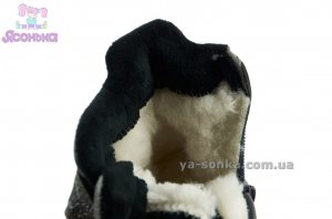 Зимове взуття для дівчат