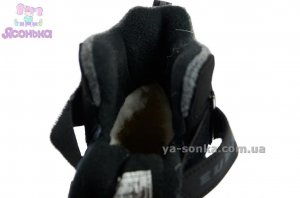 Зимові черевики для хлопчика