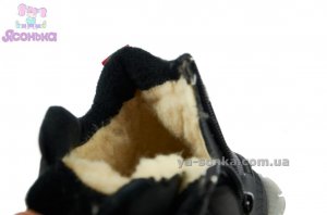 Зимове взуття хлопчикам