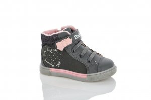 Черевики для маленьких дівчат