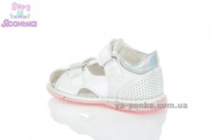 Летняя обувь для девочки