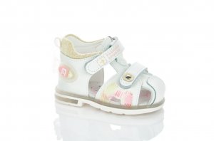 Летняя обувь для малышей