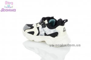 Детские кроссовки