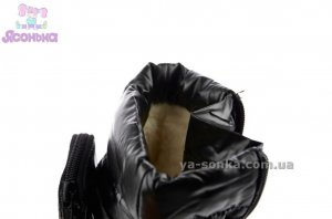 Сапожки з сумкою дівчинці