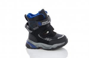 Высокая зимняя обувь малышам