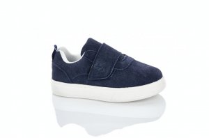 Кроссовки для детей