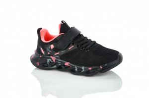 Кроссовки для девочки