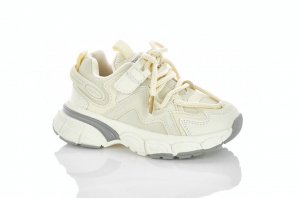 Молочные кроссовки детям