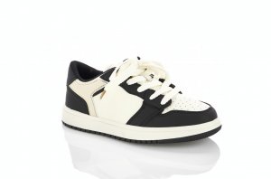 Детские кроссовки на шнурках-липучке