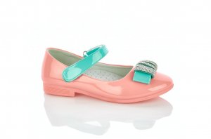 Яскраві туфлі дівчатам