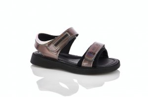 Открытые сандалии для девочки