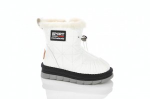 Короткие сапоги для девочки